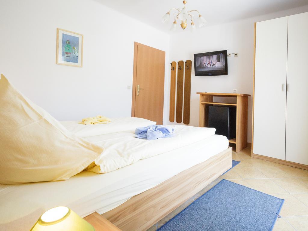 Pension Regia Velden am Wörthersee Room photo