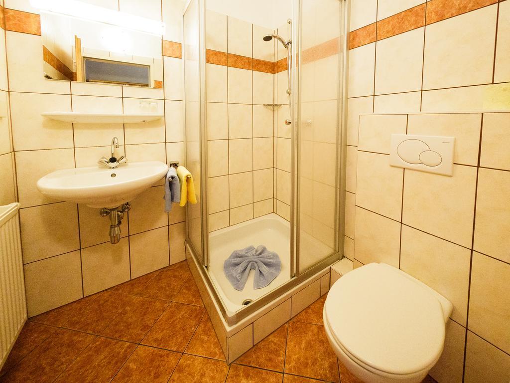 Pension Regia Velden am Wörthersee Room photo